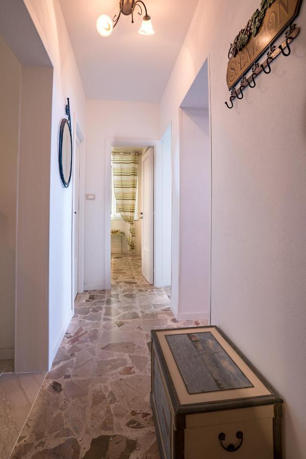Maniace Sea View Apartment By Ortigia Apartments Syracuse Exterior photo